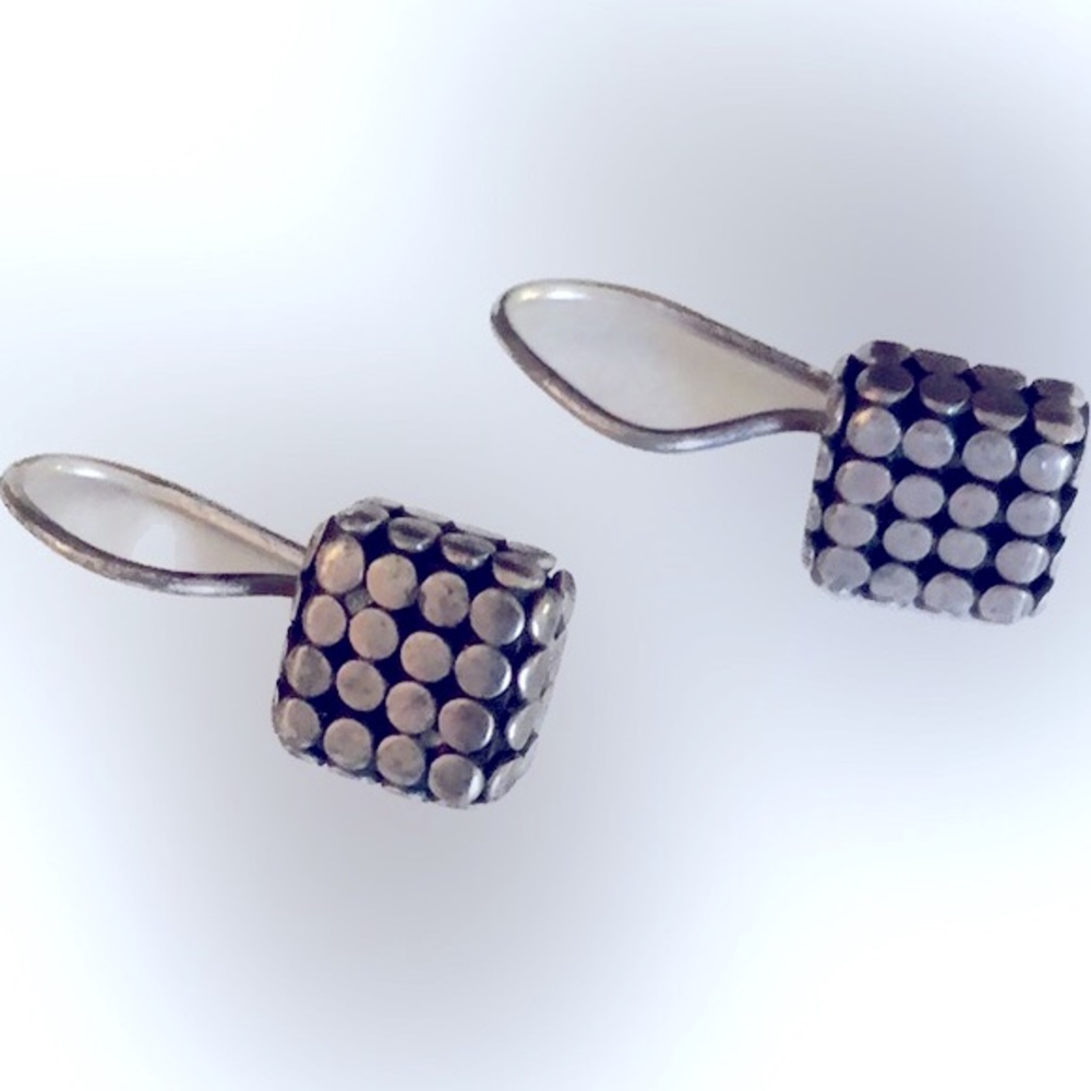 Dotted squares circle motif drop earrings